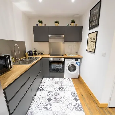 Appartunique - Chez Helder, La Apartment *